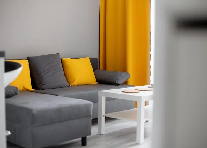 Wilanow Gardens With Balcony By Bookinghost *