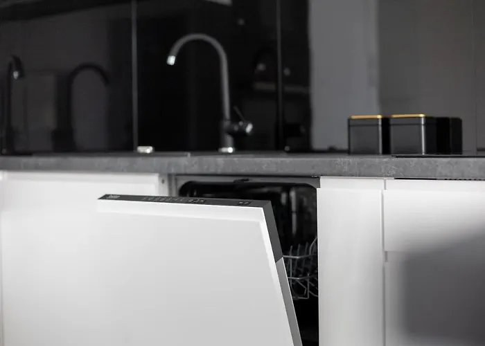 Wilanow Gardens With Balcony By Bookinghost Appartamento *