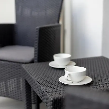 Apartamento Wilanów Gardens With Balcony Varsóvia